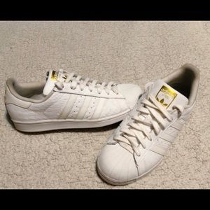 ADIDAS Superstar Men’s Style.